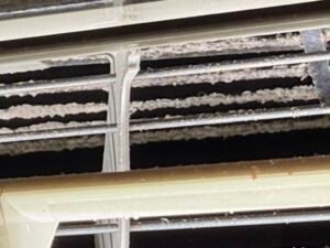 Turbine de climatisation plein de poussière