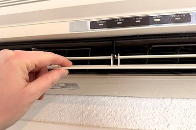 Ouverture de porte claquée